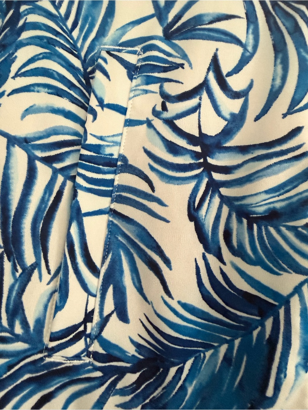EUC Tommy Bahama Golf White & Blue Palm Frond Print Zip‎ UPF50 Jacket, Medium - Picture 5 of 9